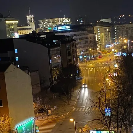 Macedonia Square 아파트